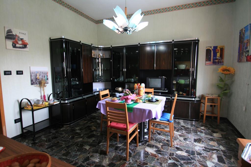 سان جيوفانّي تْيَتينو B&B Frontepista المظهر الخارجي الصورة