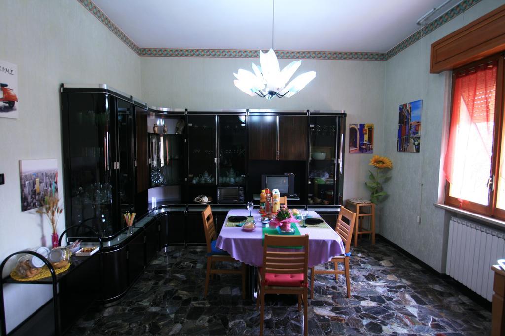 سان جيوفانّي تْيَتينو B&B Frontepista المظهر الخارجي الصورة